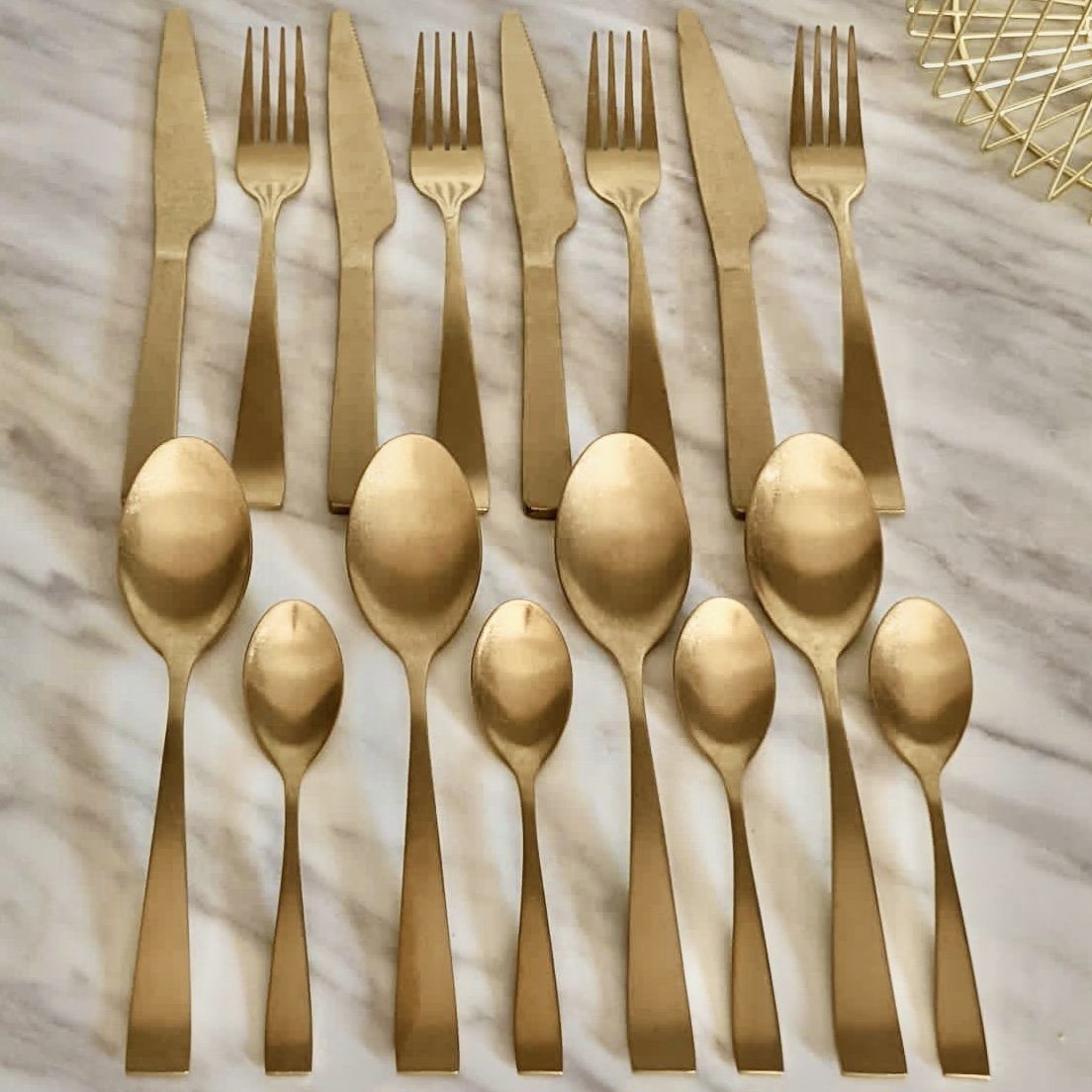 Zoey Gold Finish 16 Piece Cutlery Set